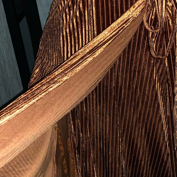 Simplee beautiful copper midi wrap dress - Picture 6 of 9